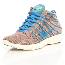 Charger l'image dans la galerie, Lunar Flyknit Chukka Brave Blue