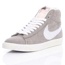 Charger l'image dans la galerie, Blazer Mid Premium Vintage Quickstrike Granite/Metallic Silver