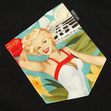 Charger l'image dans la galerie, Senorita Pocket Tee Black