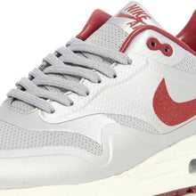 Load image into Gallery viewer, Air Max 1 Hyperfuse QS Metallic Silver/Deep Red
