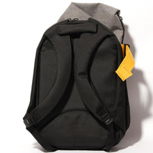 Charger l'image dans la galerie, Isar Rucksack Twin Touch Poly Wool Front Black
