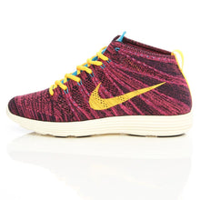 Charger l'image dans la galerie, Lunar Flyknit Chukka Black/Laser Orange
