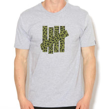 Charger l'image dans la galerie, S/S T-Shirt Combat Strikes Grey Heather

